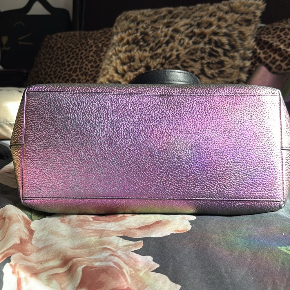 RARE Coach Iridescent Purple Taylor Tote - Picture 5 of 11